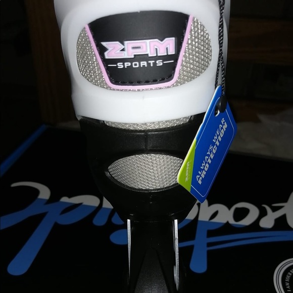 2pm Sports Skates - Picture 2 of 10